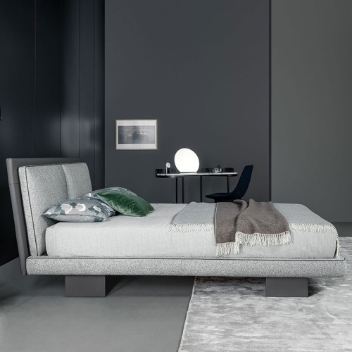 Tara Bonaldo Bed by Giuseppe Viganò