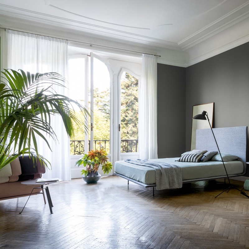 Thin Bonaldo Bed by Giuseppe Viganò