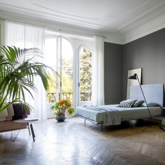 Thin Bonaldo Bed by Giuseppe Viganò