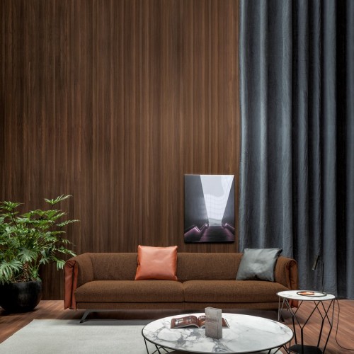 Saddle Bonaldo Linear Sofa