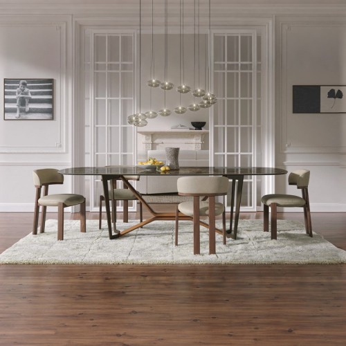 Camila Tonin Casa Chair