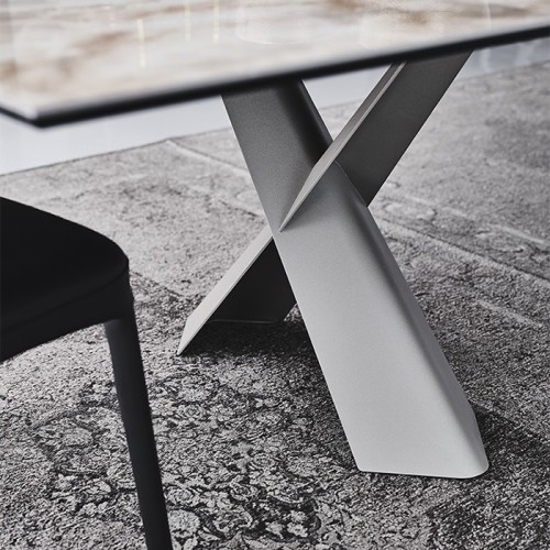 Mad Max Keramik Cattelan Italia Table design