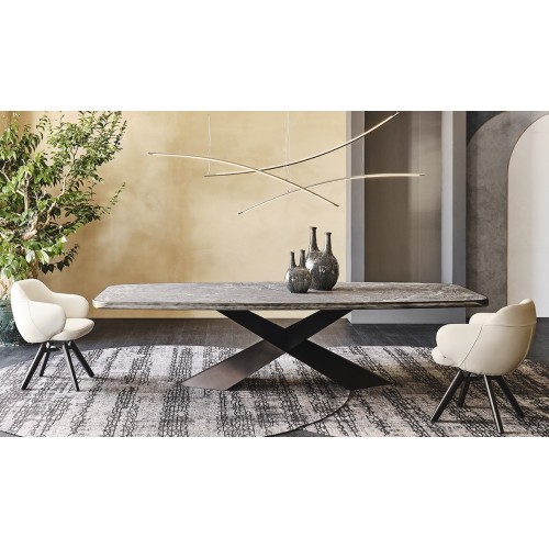 Tyron Keramik Premium Cattelan Italia dining Table